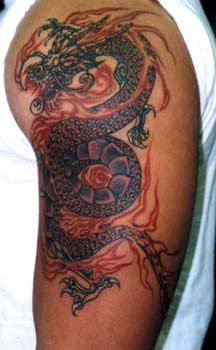 Chinesischer Glücksdrachen Tattoo