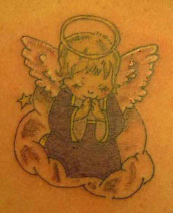 Engel mit Heiligenschein Tattoo
